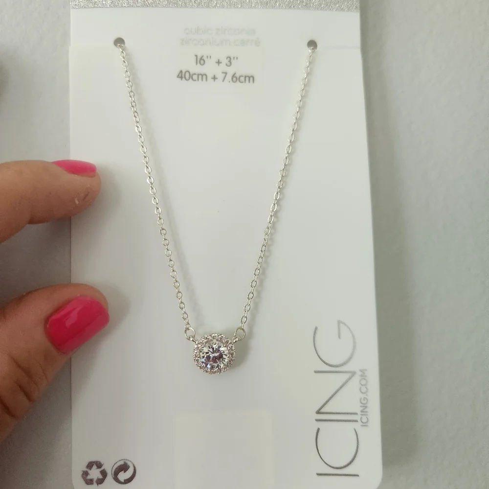 Silver Round Halo Cubic Zirconia Pendant Necklace NWT